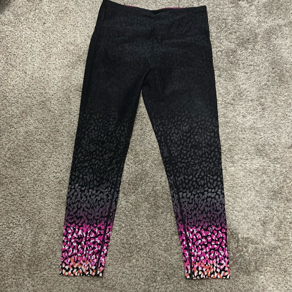 Calvin Klein performance leggings in multi color cheetah print.